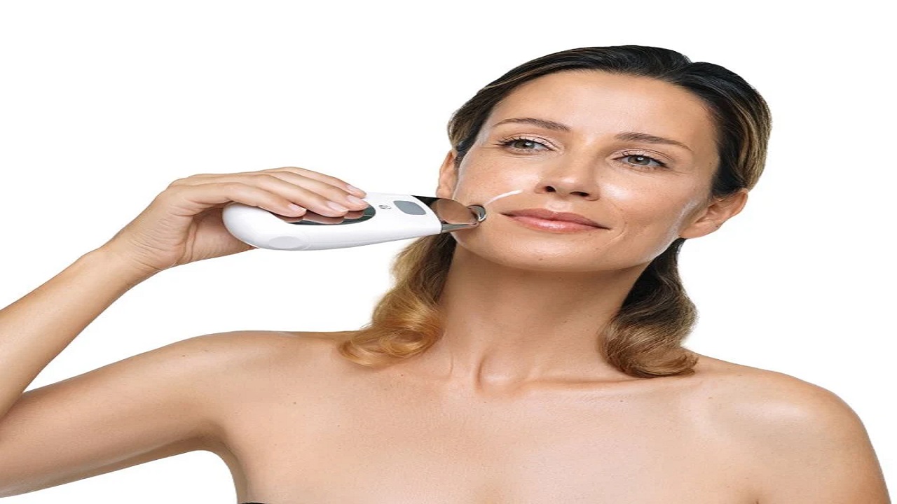 Transforming Your Skin: Using the Galvanic Spa